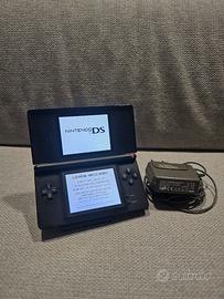 Nintendo DS lite con caricatore 