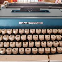 macchina da scrivere vintage Olivetti 