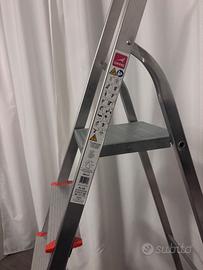 Scala casalinga in alluminio