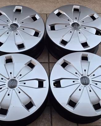 CERCHI IN FERRO 16 ORIGINALI AUDI COD:2353