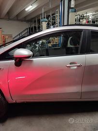 Porta anteriore sx nuda KIA RIO del 2013