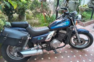 Moto Kawasaki Eliminator (EL 250)