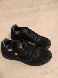 scarpe per il lavoro