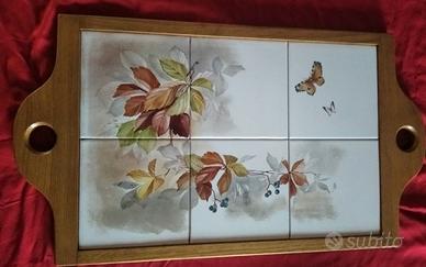 Grande vassoio da portata con piastrelle decorate