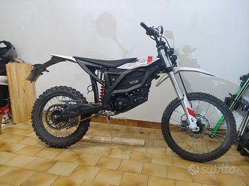 Moto elettrica Zero XE