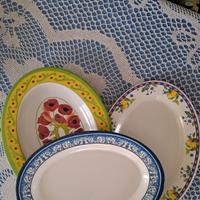 Set di vassoi in plastica 