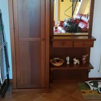 Ingresso stile classico con specchio