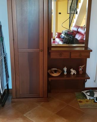 Ingresso stile classico con specchio