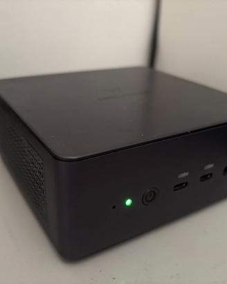 Minisforum UM790Pro Venus con Ryzen 9 7940Hs