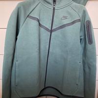 NIKE TUTA TECH