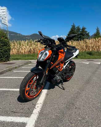 Ktm Duke 390