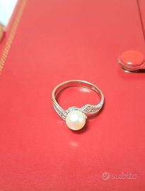 Anello oro 750 e perla coltivata