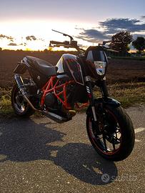 Ktm duke 690