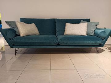 Divano Seventy - Deas Italia in expo