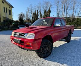 Mitsubishi L200 2.5 TDI 4WD Club Cab Pick-up GLS