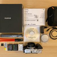 FUJIFILM X70
