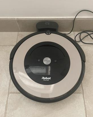 Robot aspirapolvere iRobot Roomba e5