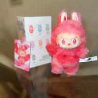 Labubu “love”, collezione “BigIntoEnergy”