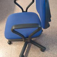 poltroncina ufficio tess. blu girevole