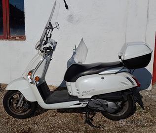 Kymco Like 125 scooter