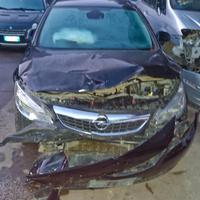 Ricambi Opel Astra J 1.7 diesel del 2011 A17DTR
