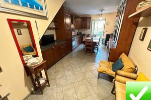 Indipendente Ristrutturata Su 4 Livelli Favazzina