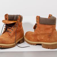 Timberland 6 Inch Premium US 8,5 EU 42 - GRAFFIATE