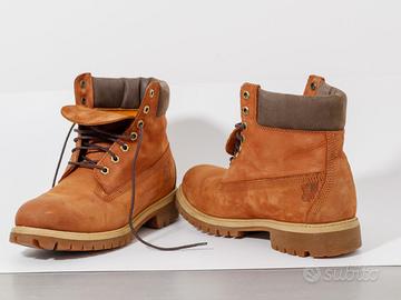Timberland 6 Inch Premium US 8,5 EU 42 - GRAFFIATE