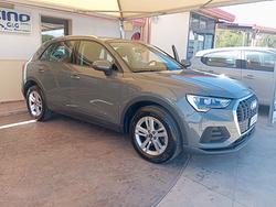 Audi Q3 35 TDI S tronic Business