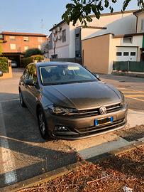 Volkswagen Polo  6serie comforline 1.0 benzina