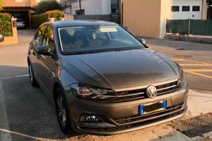 Volkswagen Polo  6serie comforline 1.0 benzina