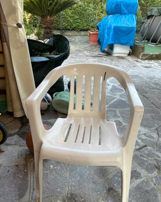Tavolo bianco da giardino 225x 98 con sedie
