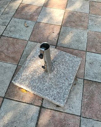 piedistallo granito per ombrellone 