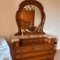 Camera da letto matrimoniale stile classico