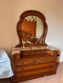 Camera da letto matrimoniale stile classico
