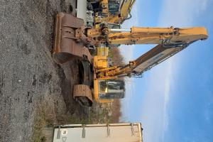 Escavatore Komatsu PC 228 USCC 3