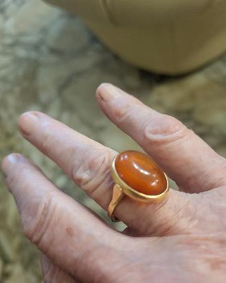 Anello con ambra oro giallo 750 kt 18