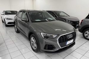 AUDI Q3 35 TDI S tronic Business NAVI