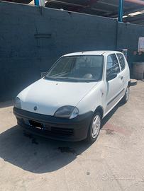 Fiat 600 cilindrata 900