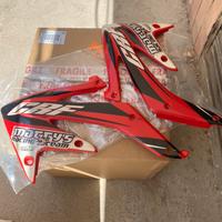 Plastiche crf 450 anno 2005 usate/nuove