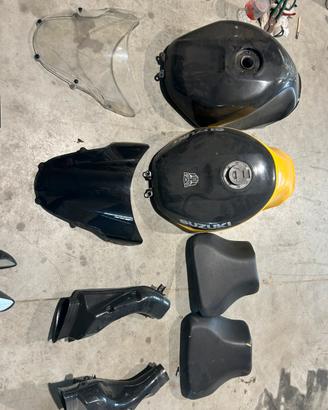 Gsx-r 750 k1 k2 k3 - Tanti ma tanti pezzi