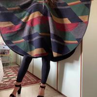 Mantella in lana con cappuccio - taglia unica