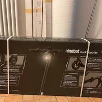 Monopattino legale con indicatori di direzione