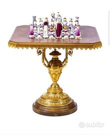Raro Tavolo da Gioco in Porcellana d'Arte "Tiche"