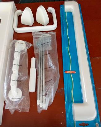 Set completo di accessori per il bagno