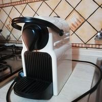 INISSIA  -  Macchina caffè NESPRESSO