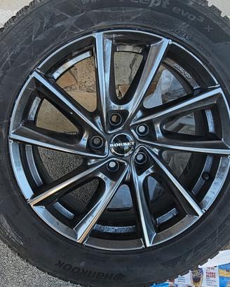 Cerchi in lega FORD + gomme 