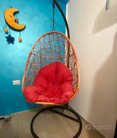 Poltrona sospesa da giardino