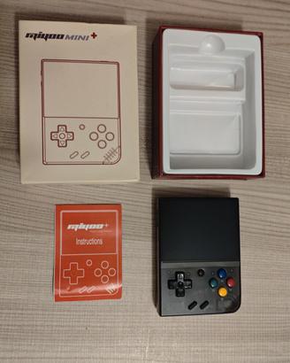 Retro gaming console Miyoo Mini plus