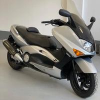 Yamaha T Max 500